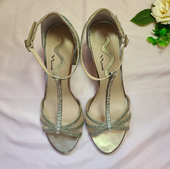 Nina Silver Chunky Rhinestones Heels 🤍🌴 - Picture 1 of 9